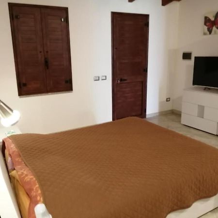 Bed and Breakfast Il Frutteto Torre delle Stelle Exterior foto